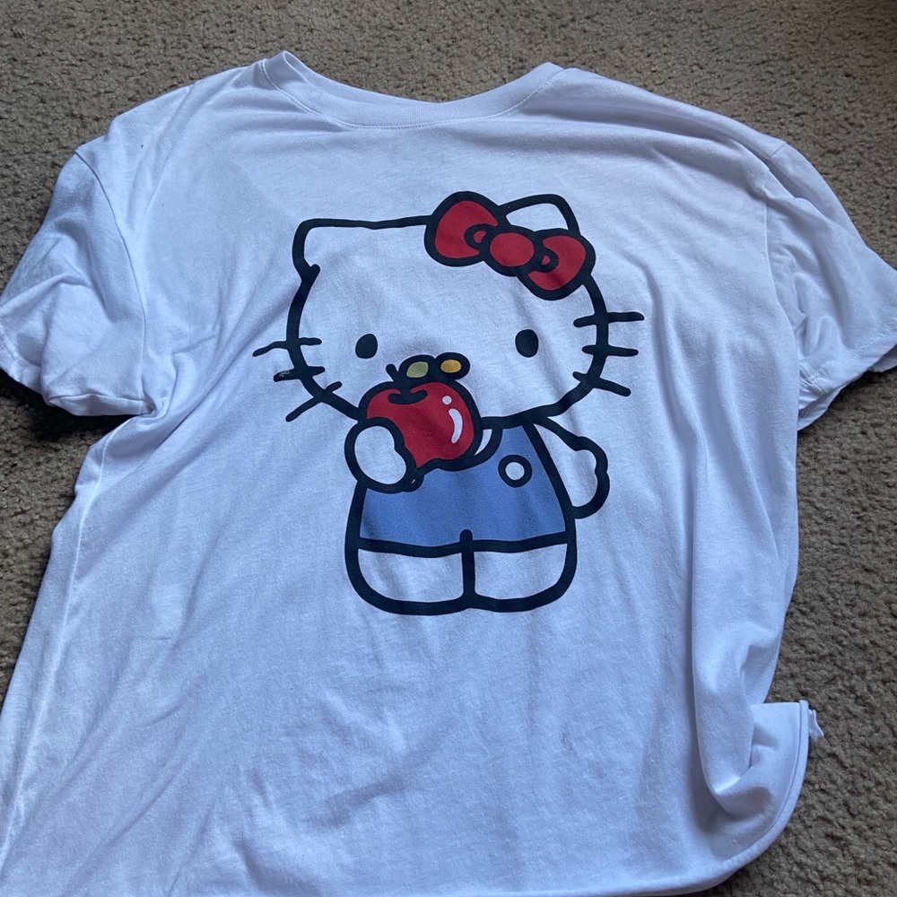 hello Kitty Sanrio top